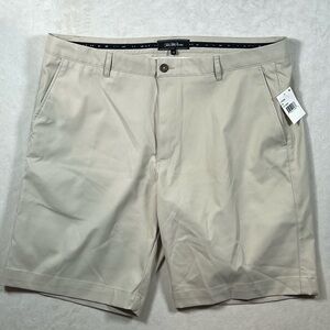 NWT Saks Fifth Avenue 40W Sand Performance Cotton Stretch Flat Front Short